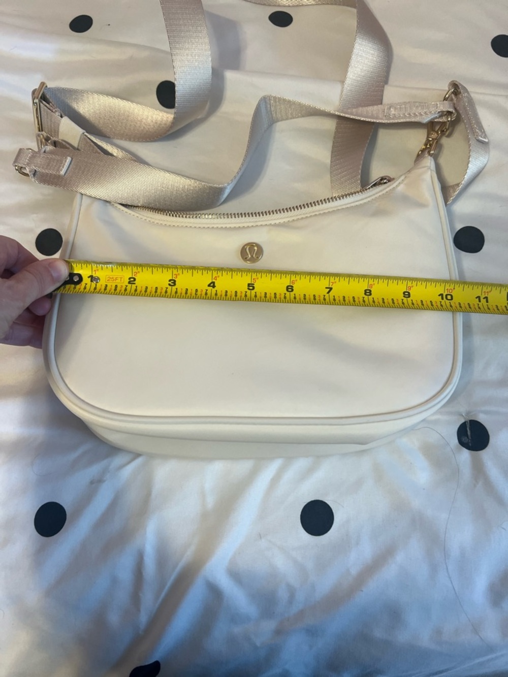 Lululemon city essentials crossbody 3l - Picture 3 of 6